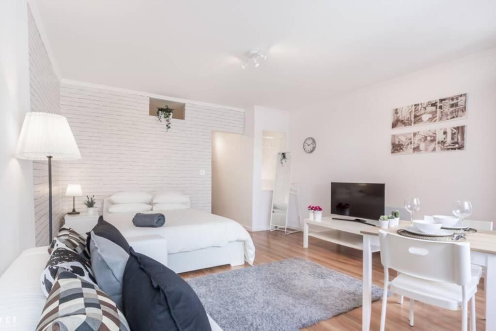 Inloveapartments - Under A Fig Tree Lisbon Bagian luar foto